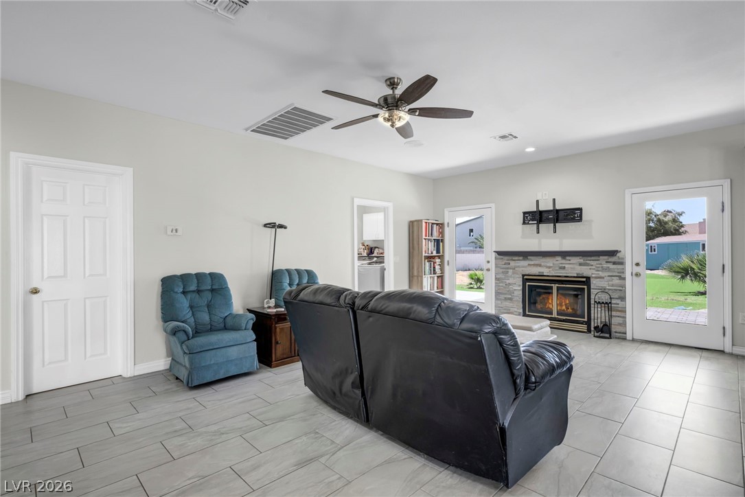 3925 Quadrel Street Property Photo 11