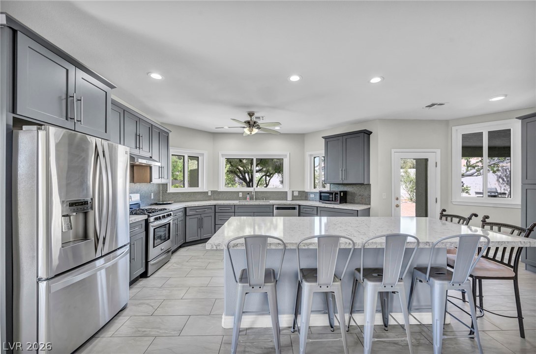 3925 Quadrel Street Property Photo 16