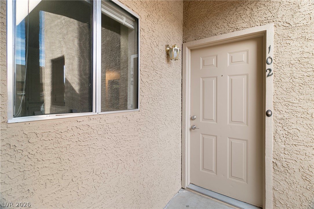 2232 Aspen Mirror Way 102 Property Photo 3