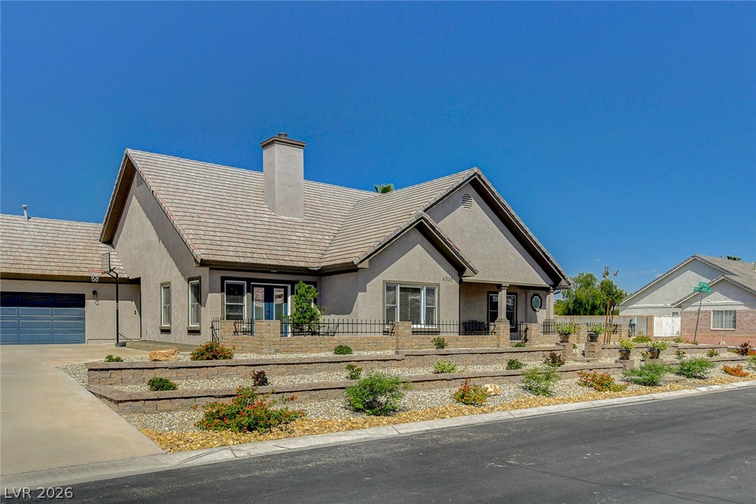 4535 Desert Bloom Court Property Photo 4