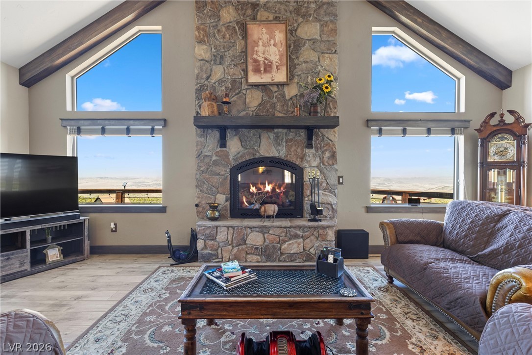 150 Wind Drift Place Property Photo 12