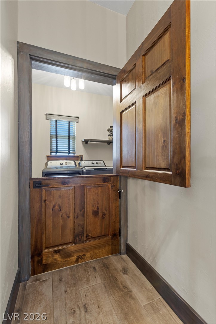 150 Wind Drift Place Property Photo 42