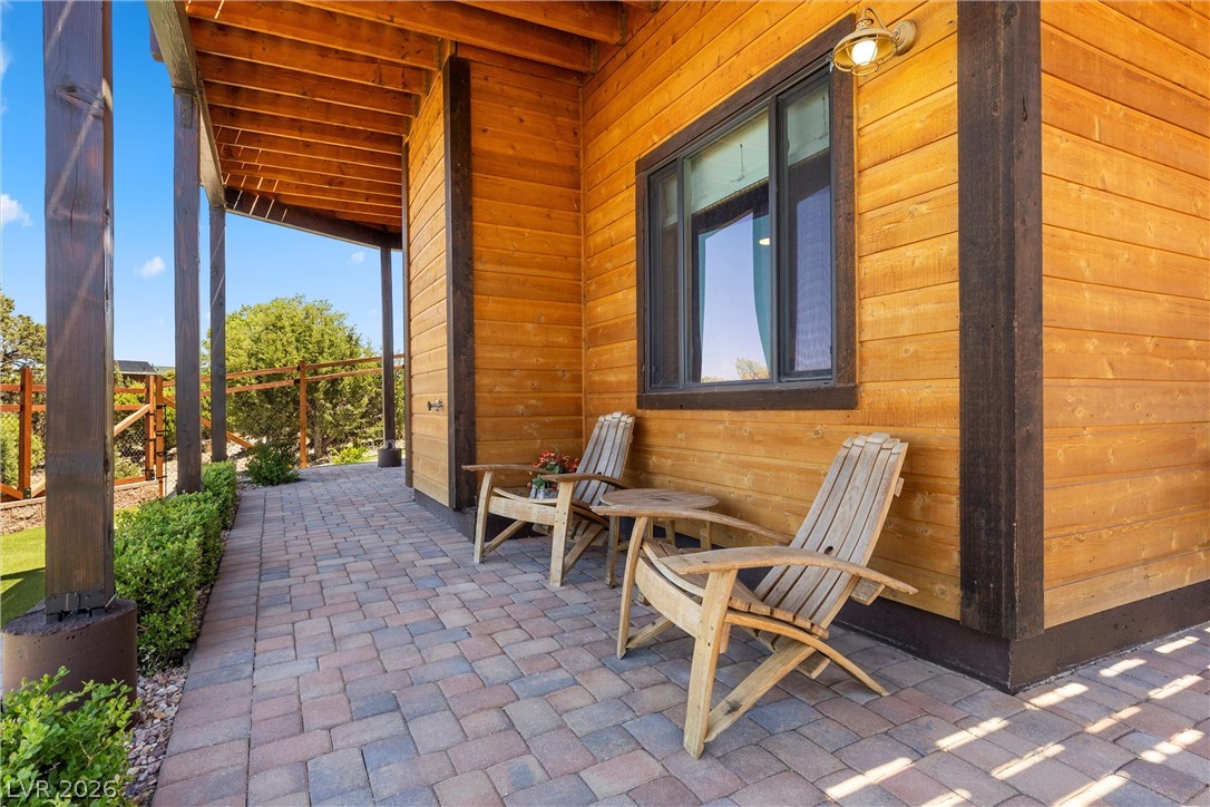 150 Wind Drift Place Property Photo 69