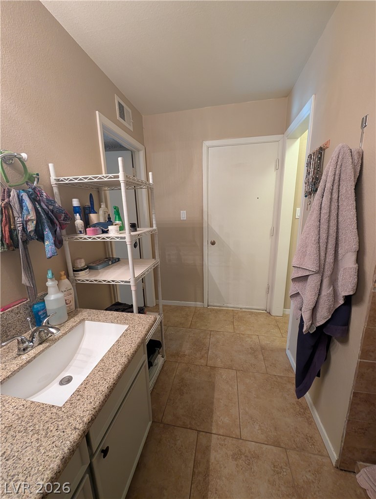2496 Abarth Street Property Photo 17