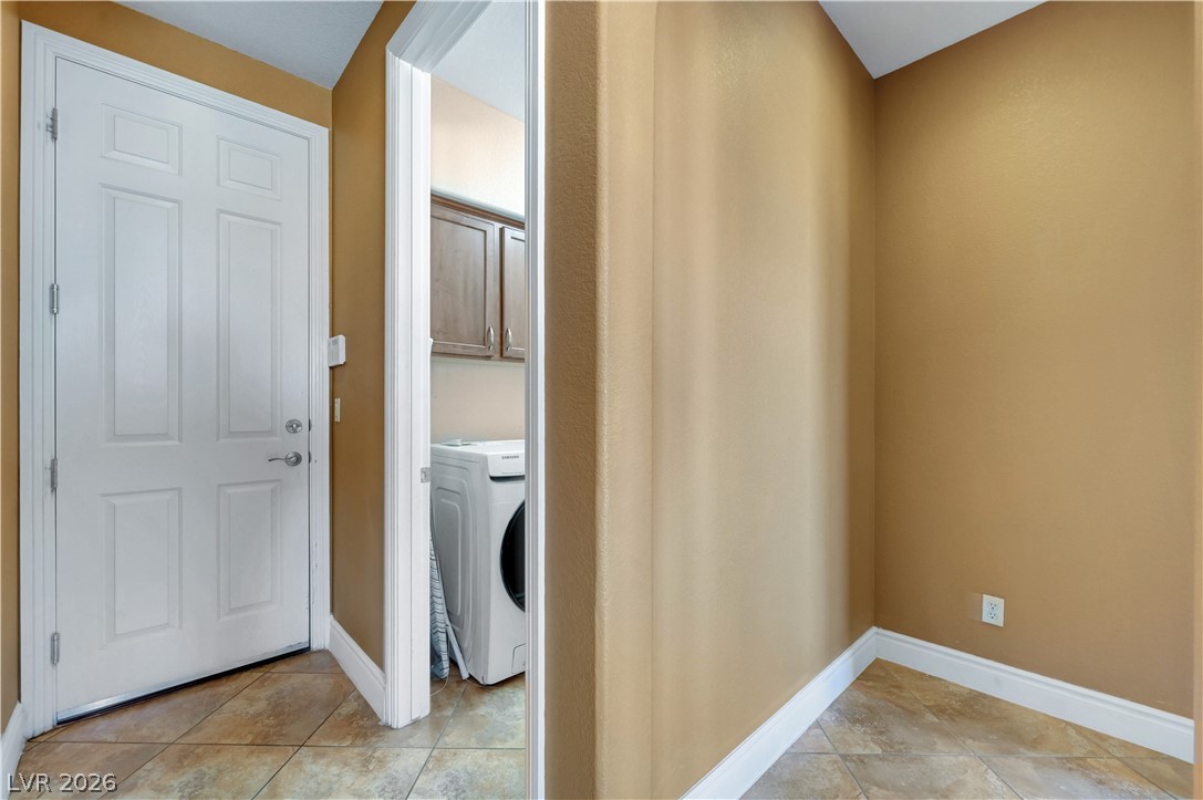 430 Las Alturas Avenue Property Photo 31