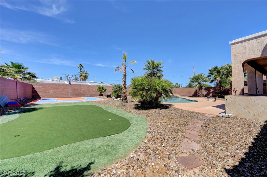 430 Las Alturas Avenue Property Photo 63