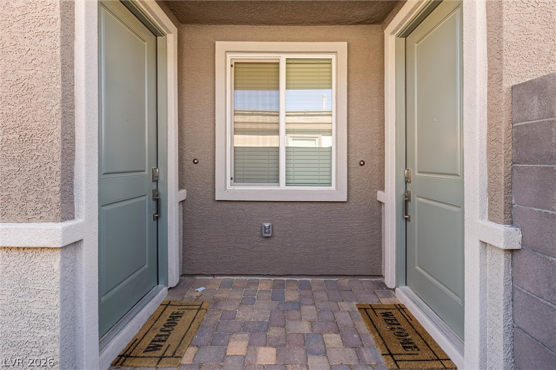 9446 Sequoia Ridge Avenue Property Photo 5