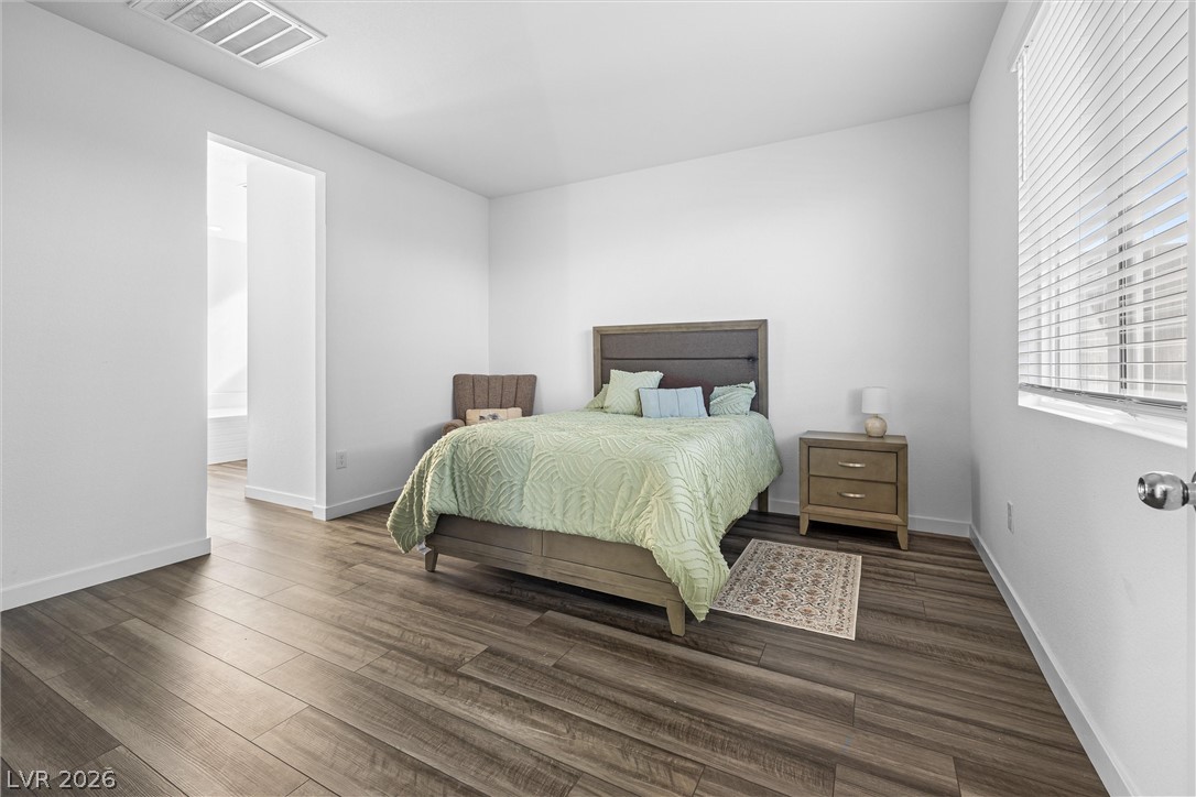 9446 Sequoia Ridge Avenue Property Photo 12