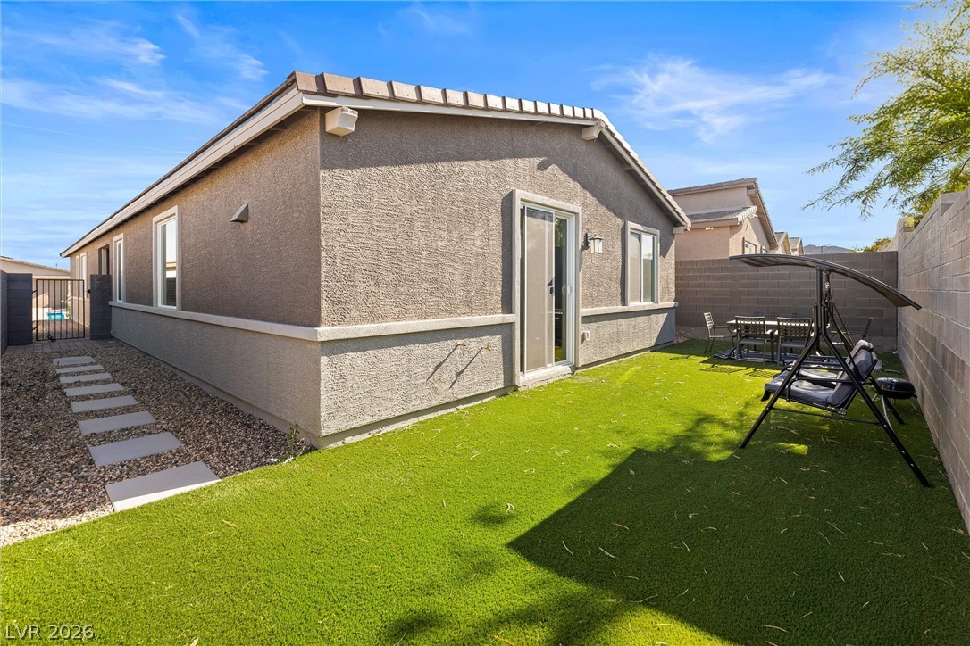 9446 Sequoia Ridge Avenue Property Photo 28
