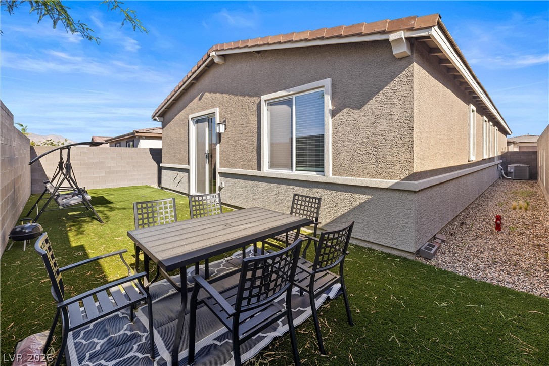 9446 Sequoia Ridge Avenue Property Photo 29