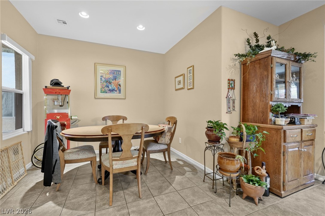 2480 Sturrock Drive Property Photo 18