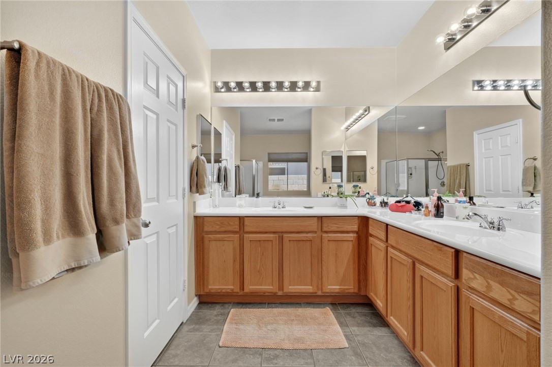 2480 Sturrock Drive Property Photo 27