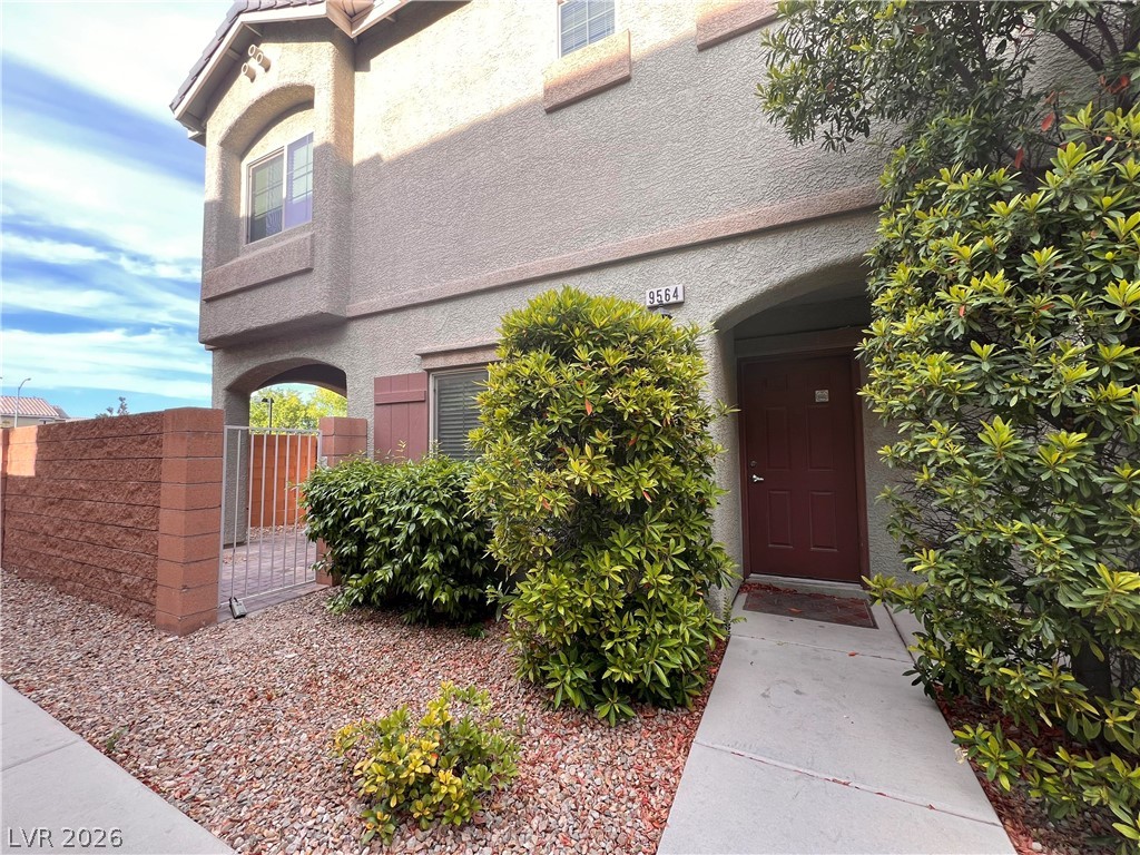 9564 Vega Carpio Avenue Property Photo 1