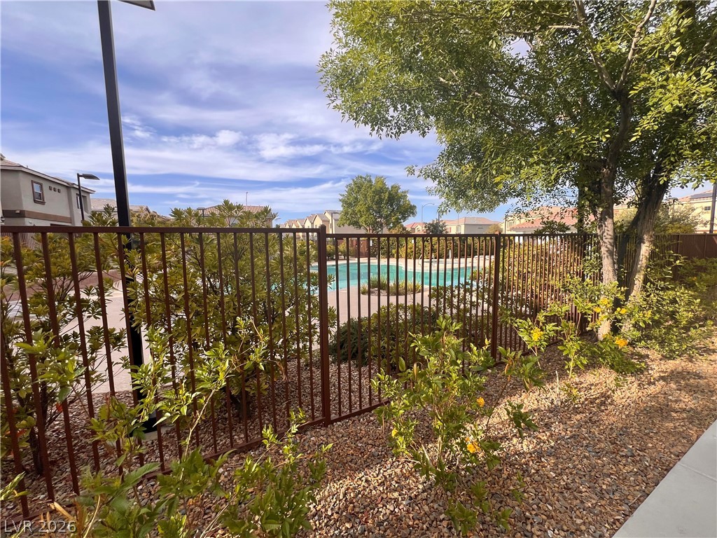9564 Vega Carpio Avenue Property Photo 22