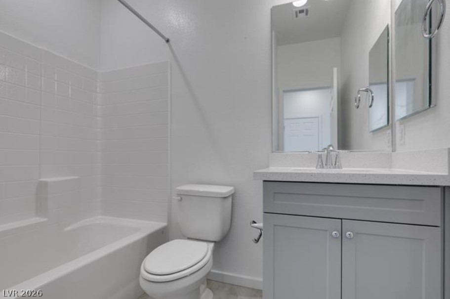 5639 Beguiling Falls Street Property Photo 17