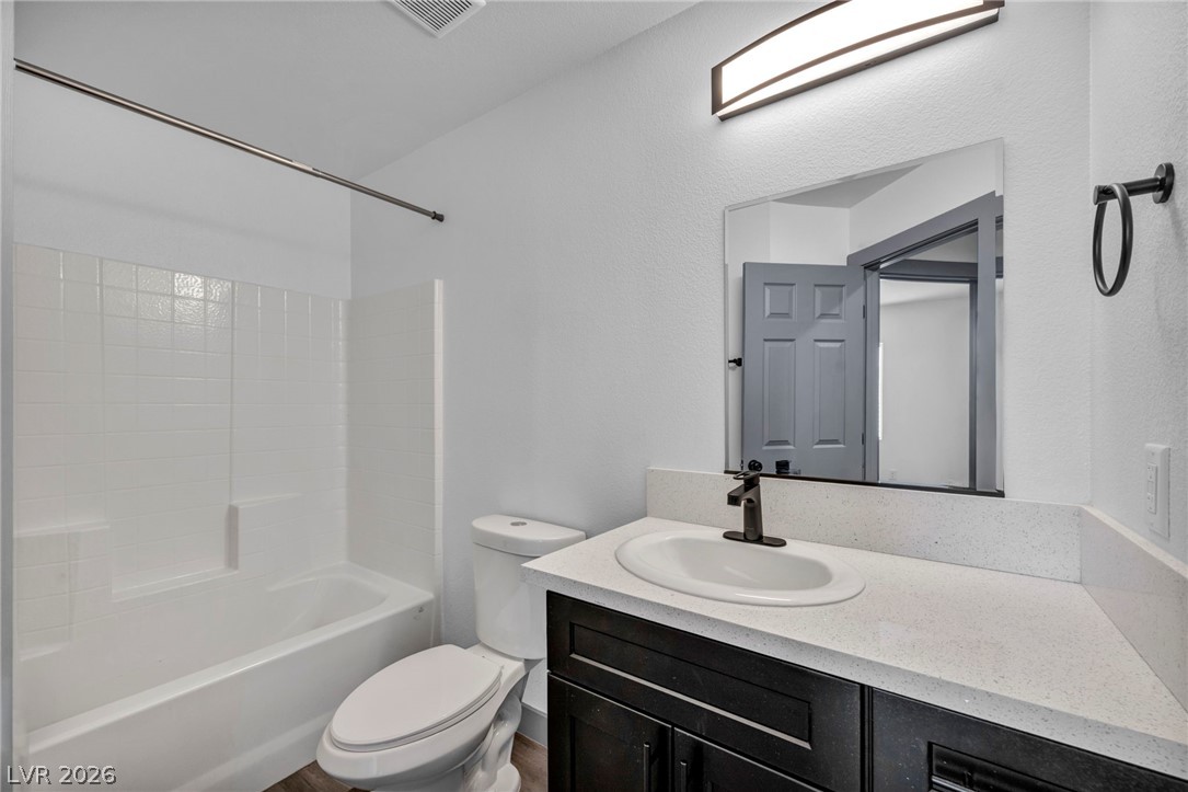 376 Erin Street 1 Property Photo 23
