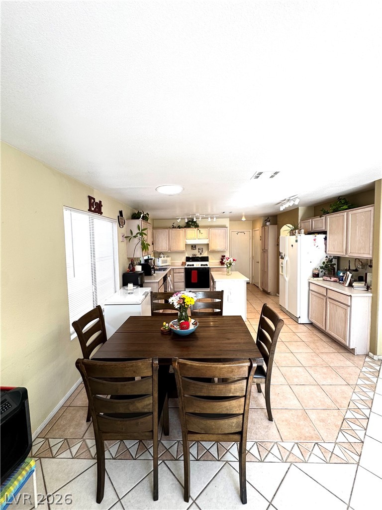 4612 Silver Shore Court Property Photo 8