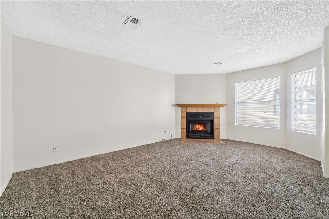 566 Kristin Lane Property Photo 4