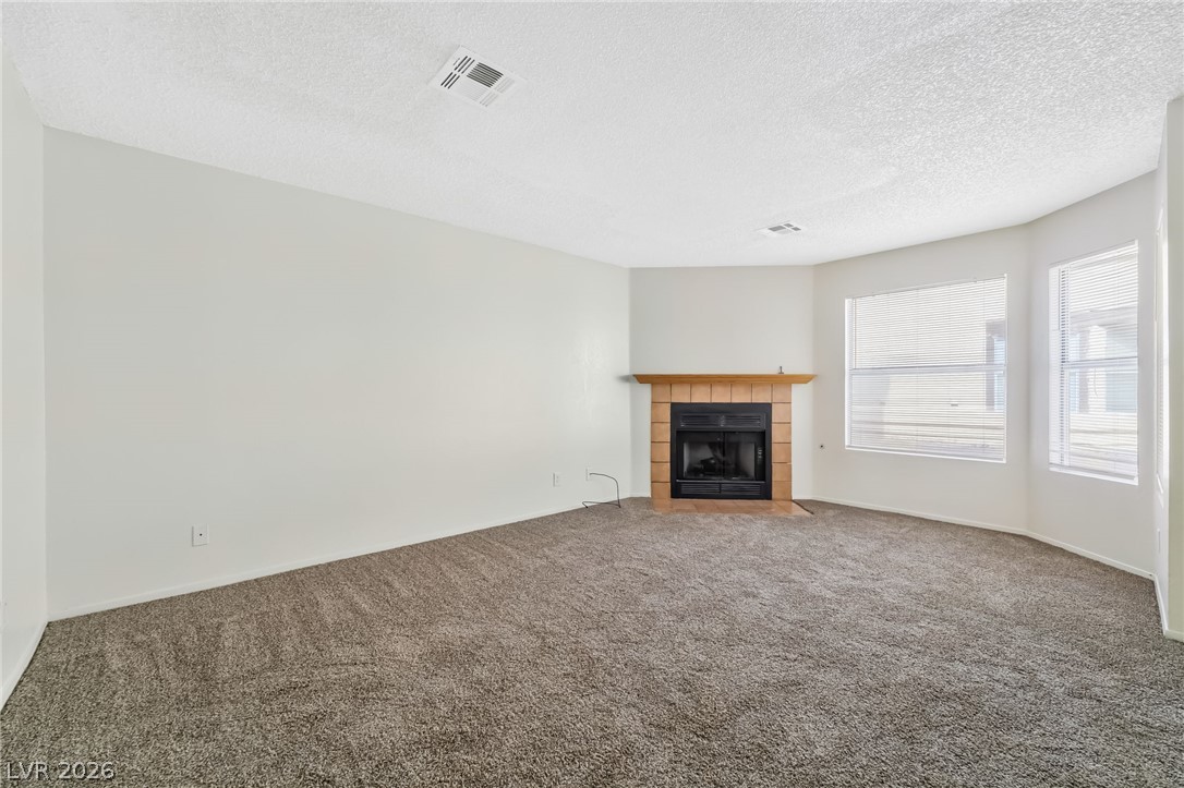 566 Kristin Lane Property Photo 5