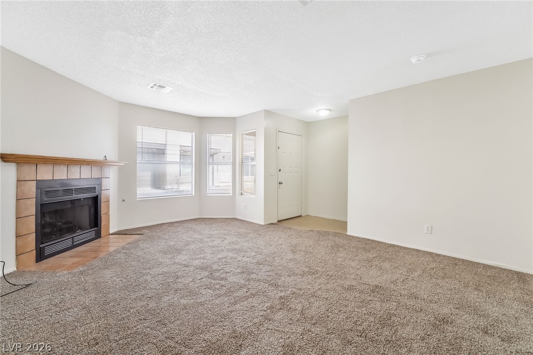 566 Kristin Lane Property Photo 7