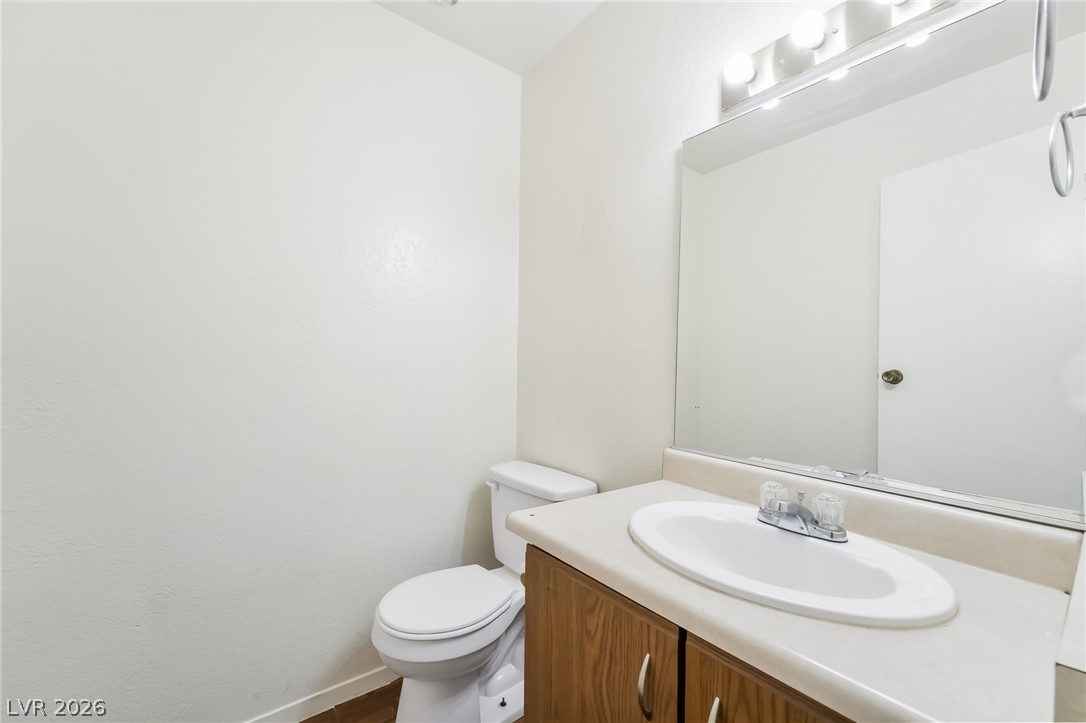 566 Kristin Lane Property Photo 12