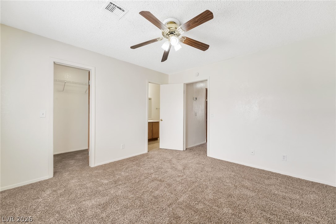 566 Kristin Lane Property Photo 13
