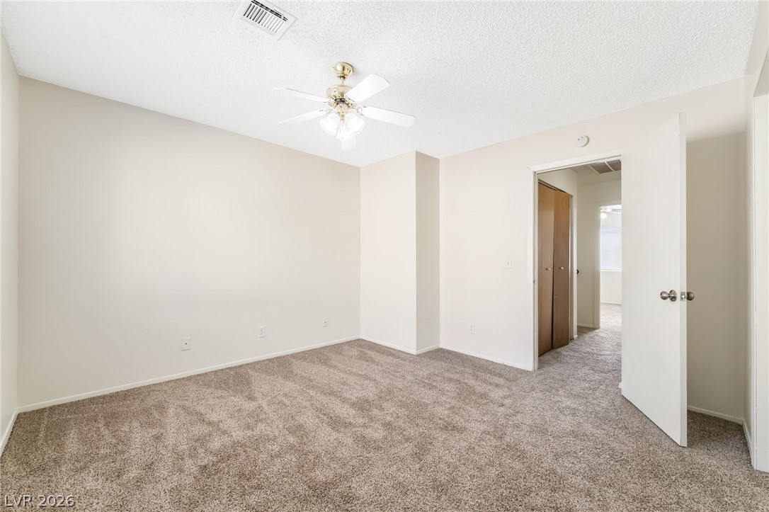566 Kristin Lane Property Photo 16