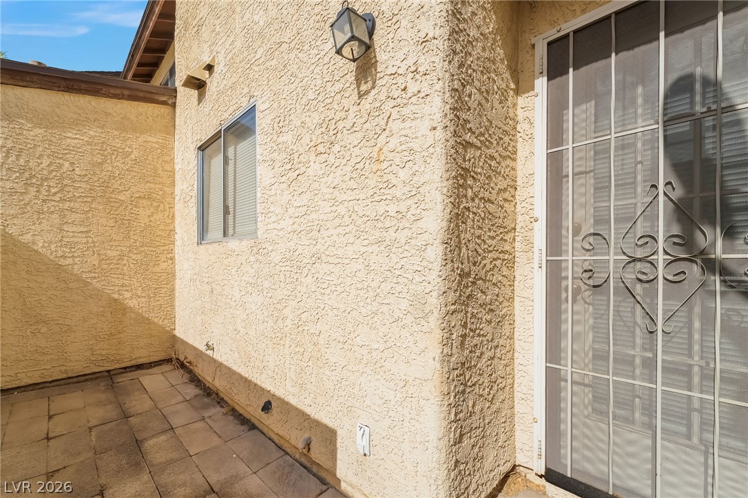 566 Kristin Lane Property Photo 20
