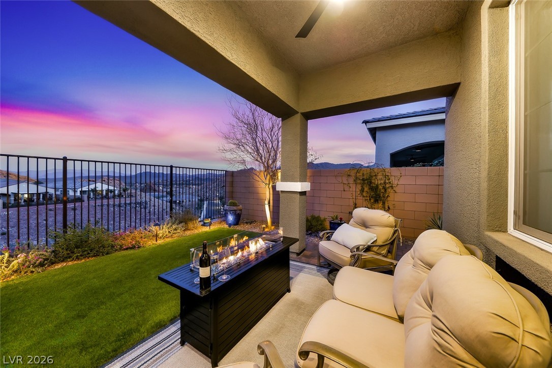 80 Tatahatso Point Street Property Photo 42