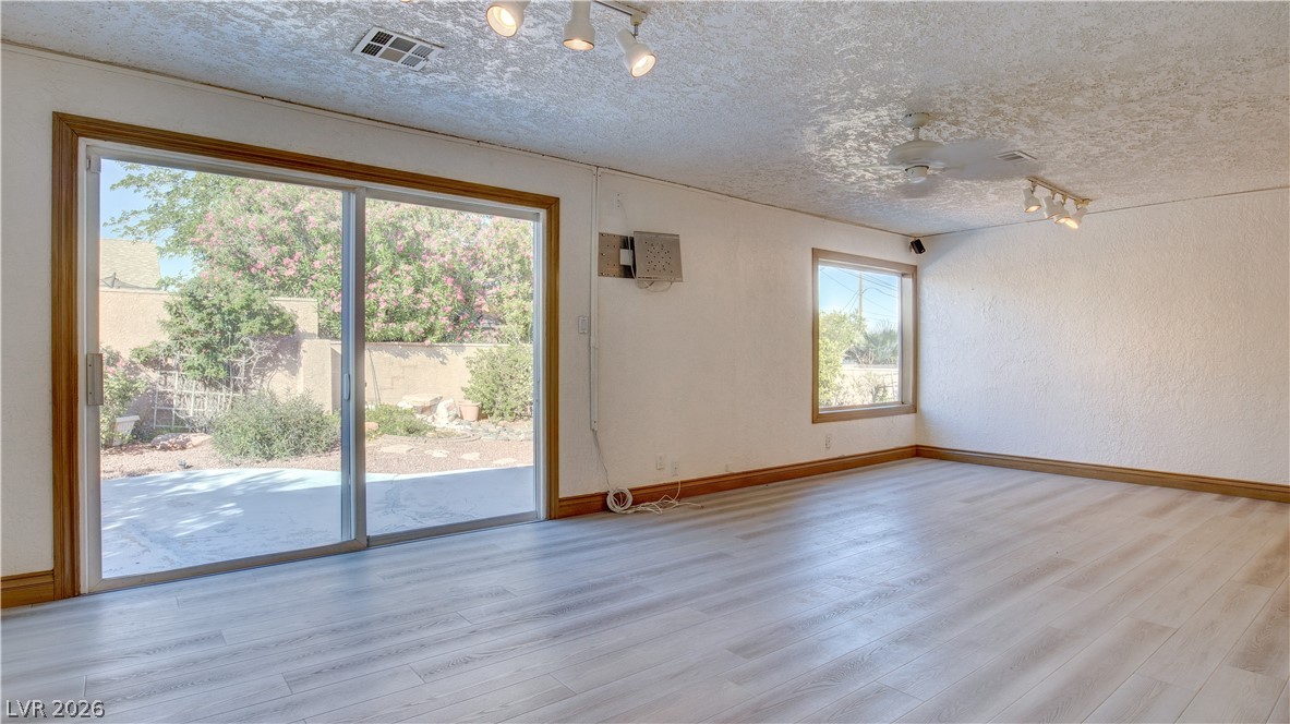 5416 Gipsy Avenue Property Photo 15