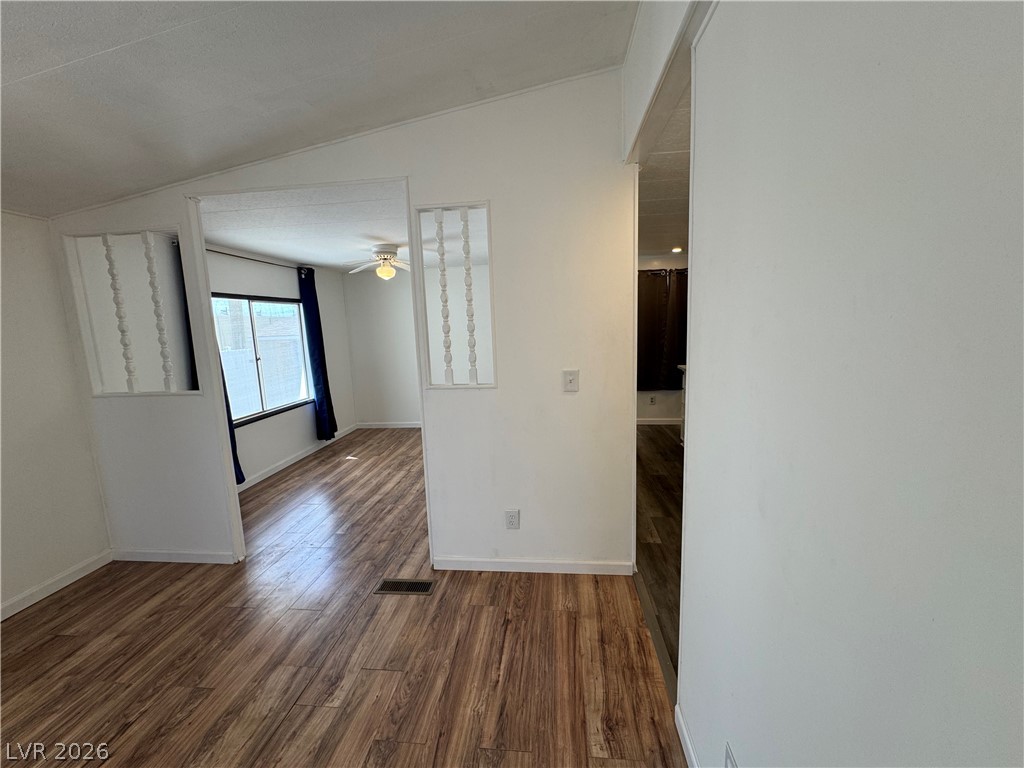221 West Comstock Boulevard Property Photo 13