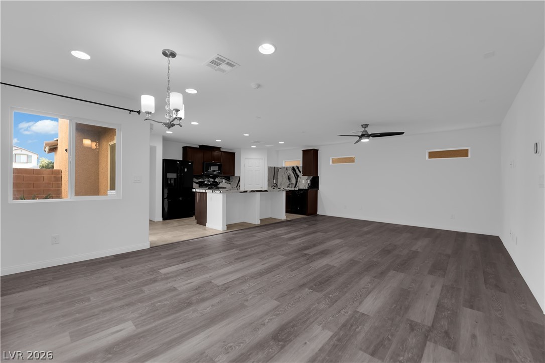 8922 Harmony Hall Avenue Property Photo 6
