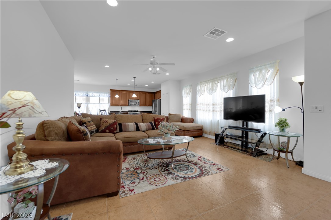 3608 Rocklin Peak Avenue Property Photo 6