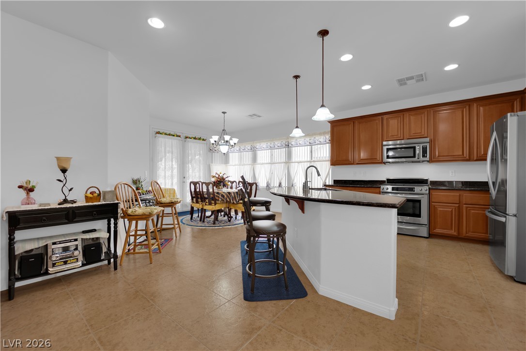 3608 Rocklin Peak Avenue Property Photo 18