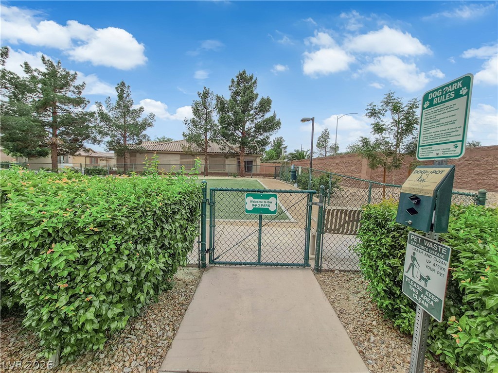 3608 Rocklin Peak Avenue Property Photo 37