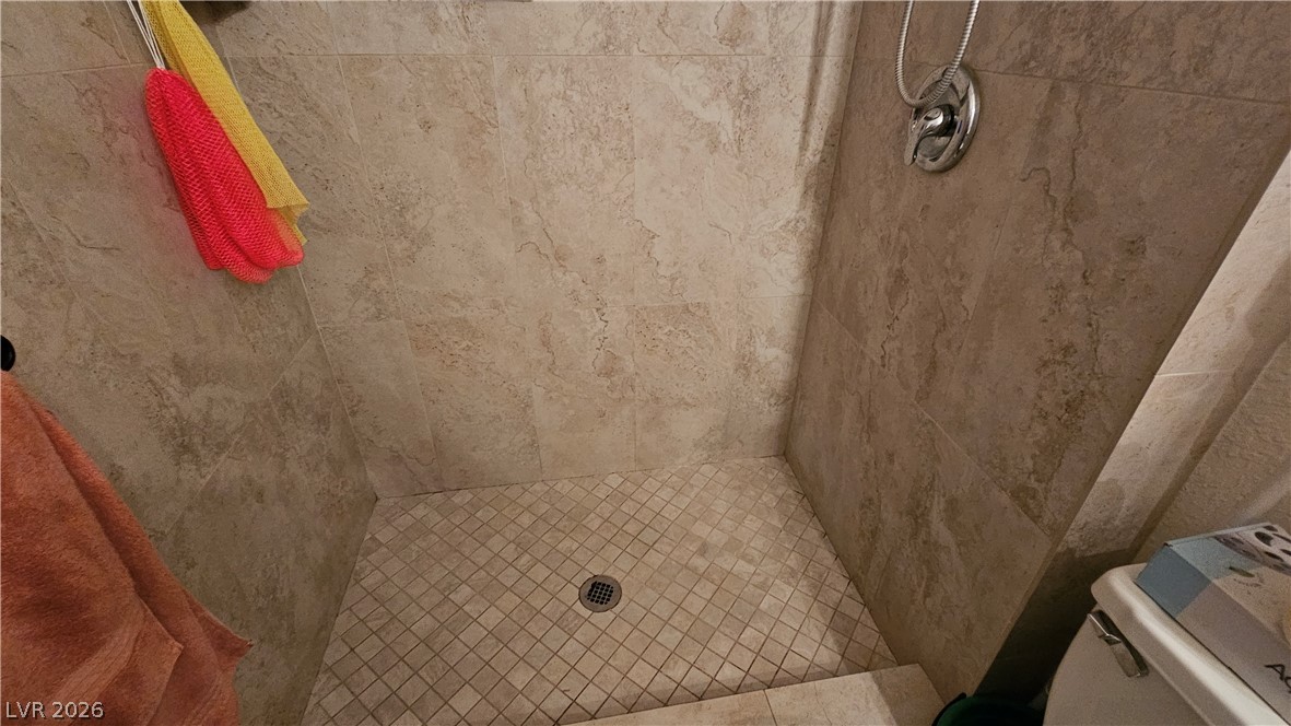 4418 Pinegrove Street Property Photo 27