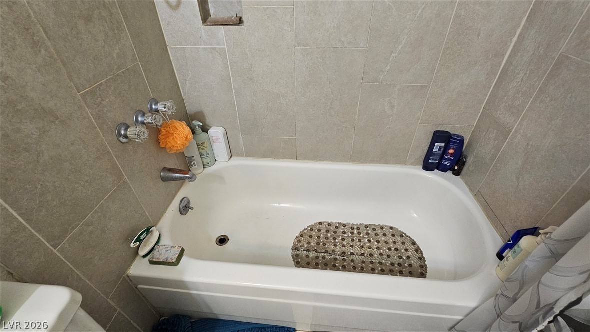 4418 Pinegrove Street Property Photo 31