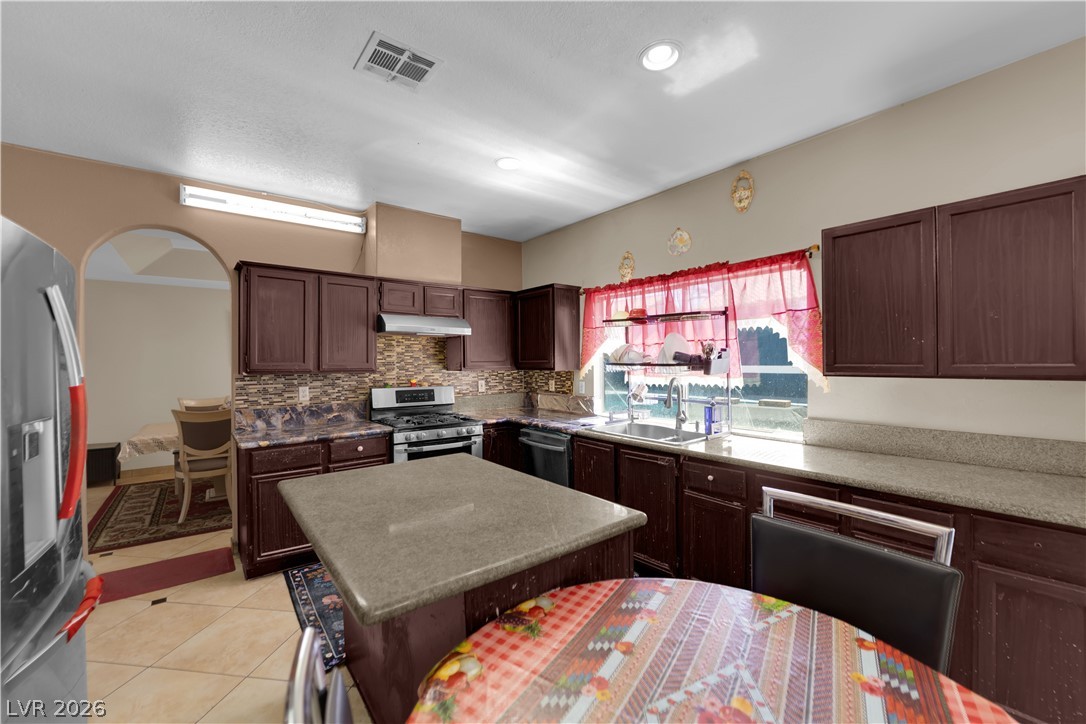1585 Darryl Avenue Property Photo 14