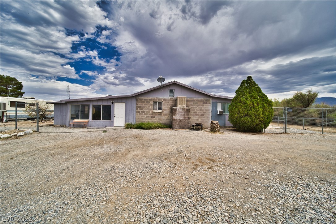 2910 Sunset Street Property Photo 34