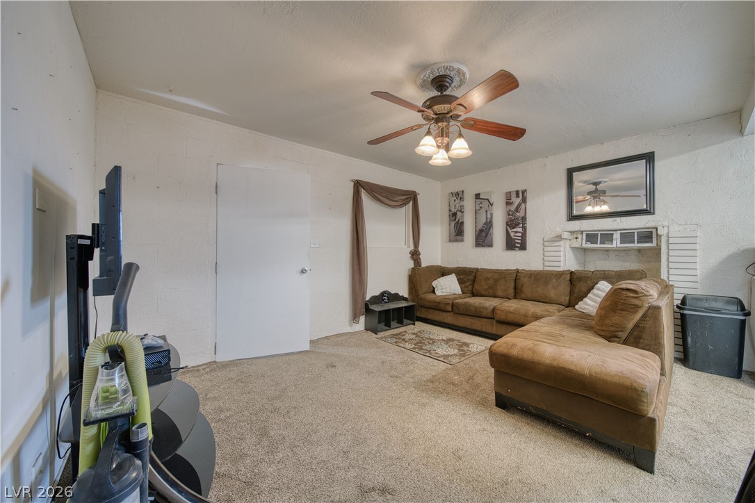 2910 Sunset Street Property Photo 39