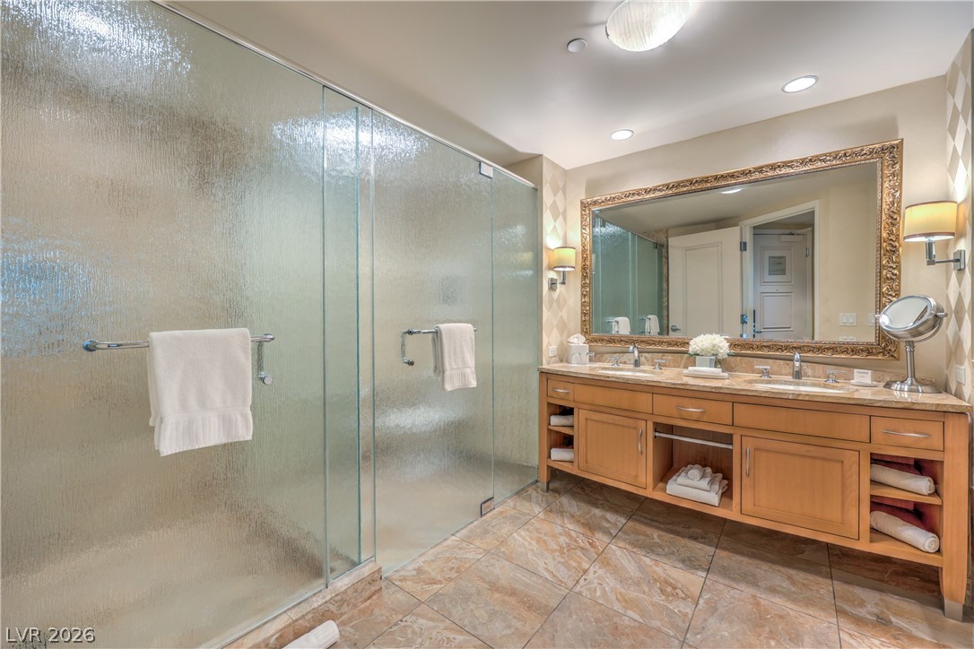 2000 Fashion Show Drive 3919 Property Photo 15