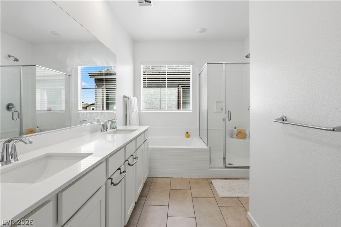 424 Isla Enclave Way Property Photo 19