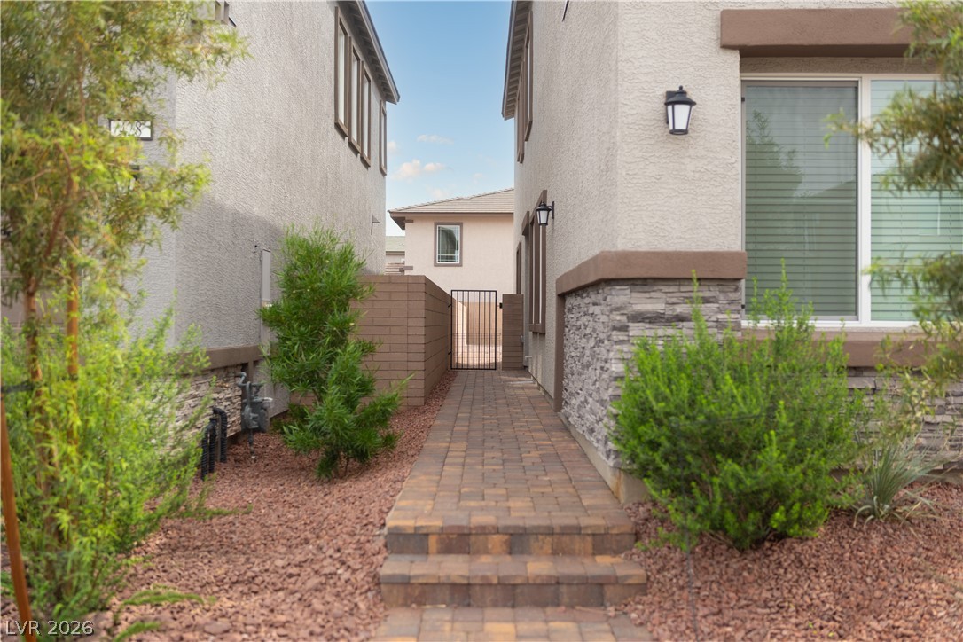 424 Isla Enclave Way Property Photo 37