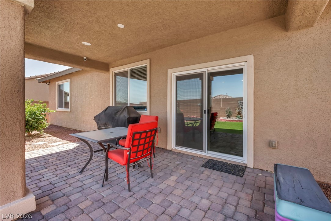 6928 Laurel Falls Court Property Photo 33