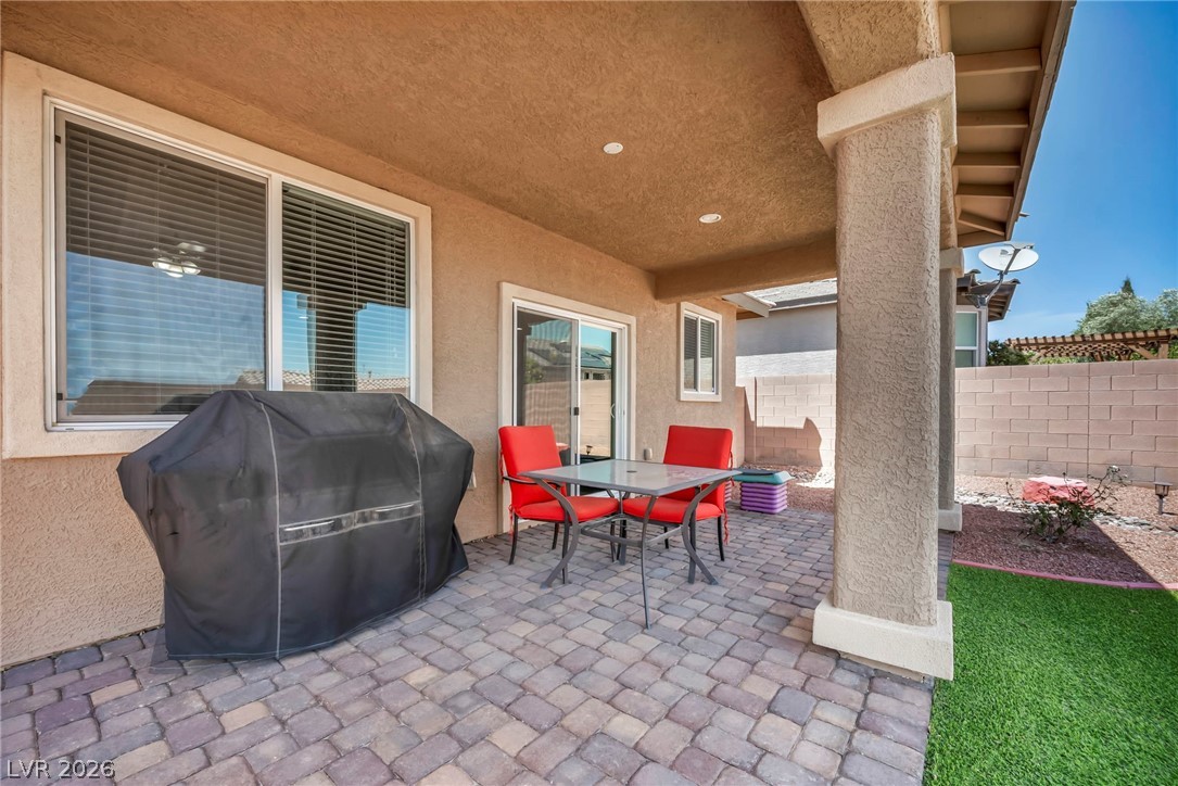 6928 Laurel Falls Court Property Photo 35