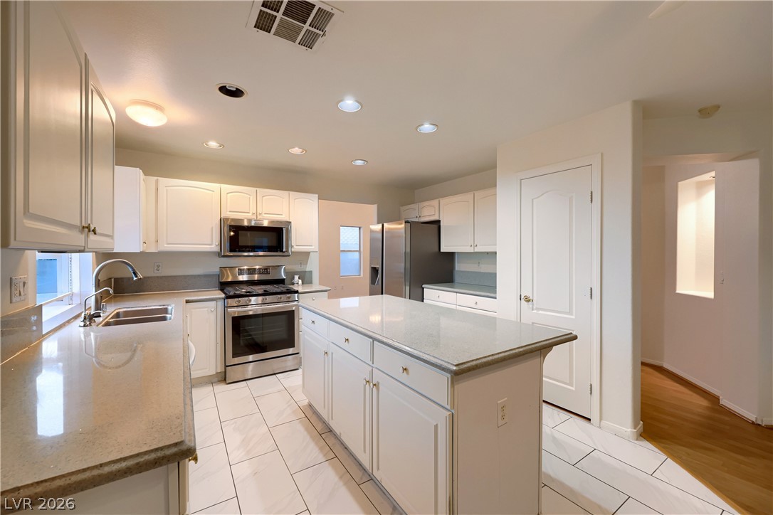 6633 Lucky Boy Drive Property Photo 13