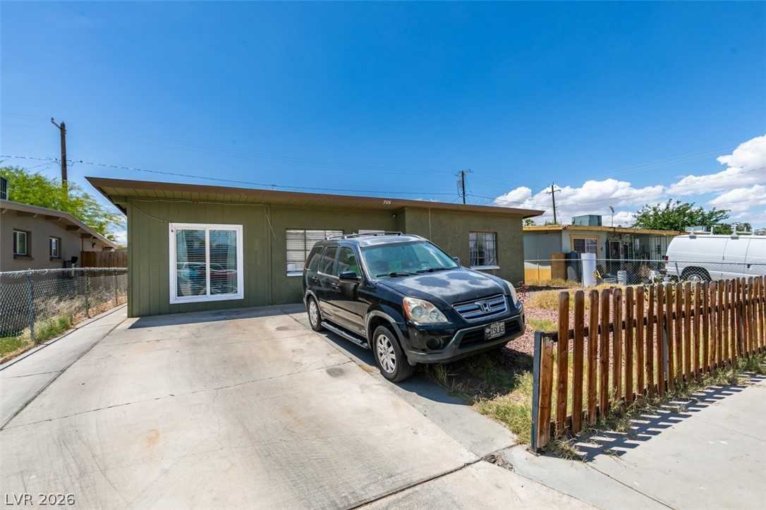 705 Harvard Street Property Photo 1