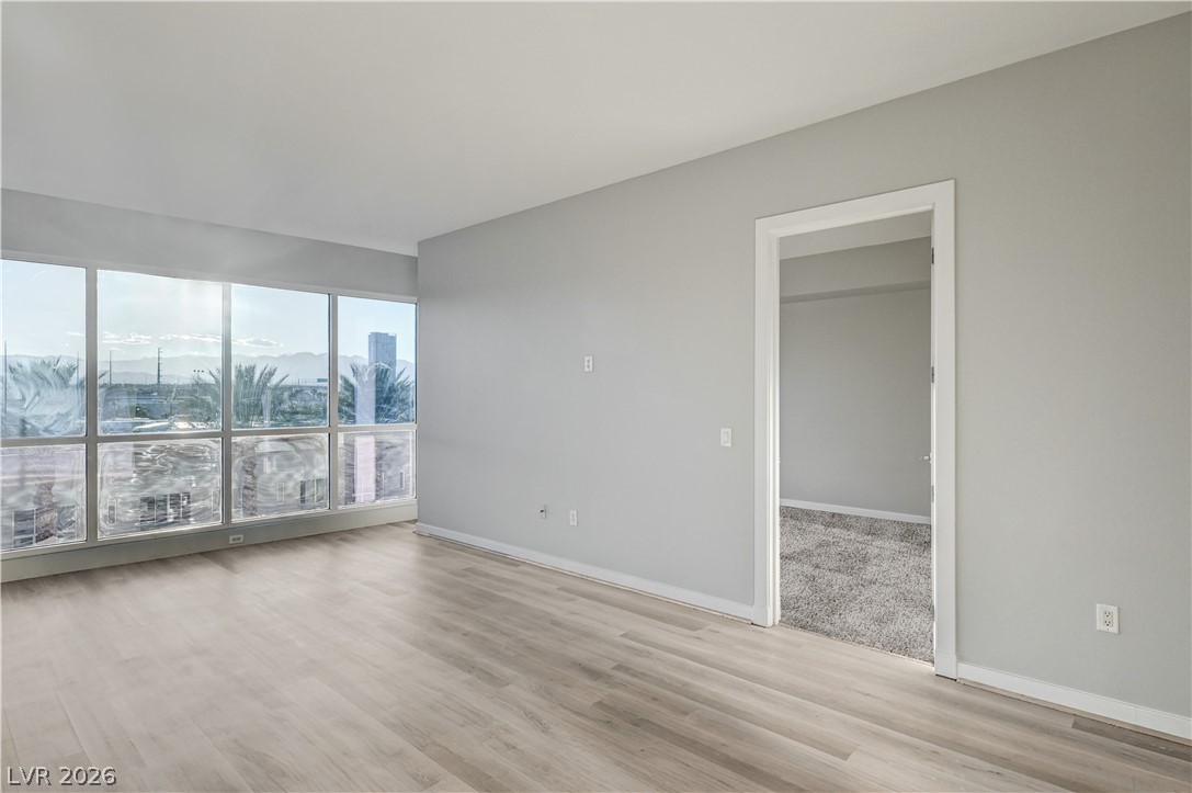 4575 Dean Martin Drive 406 Property Photo 4
