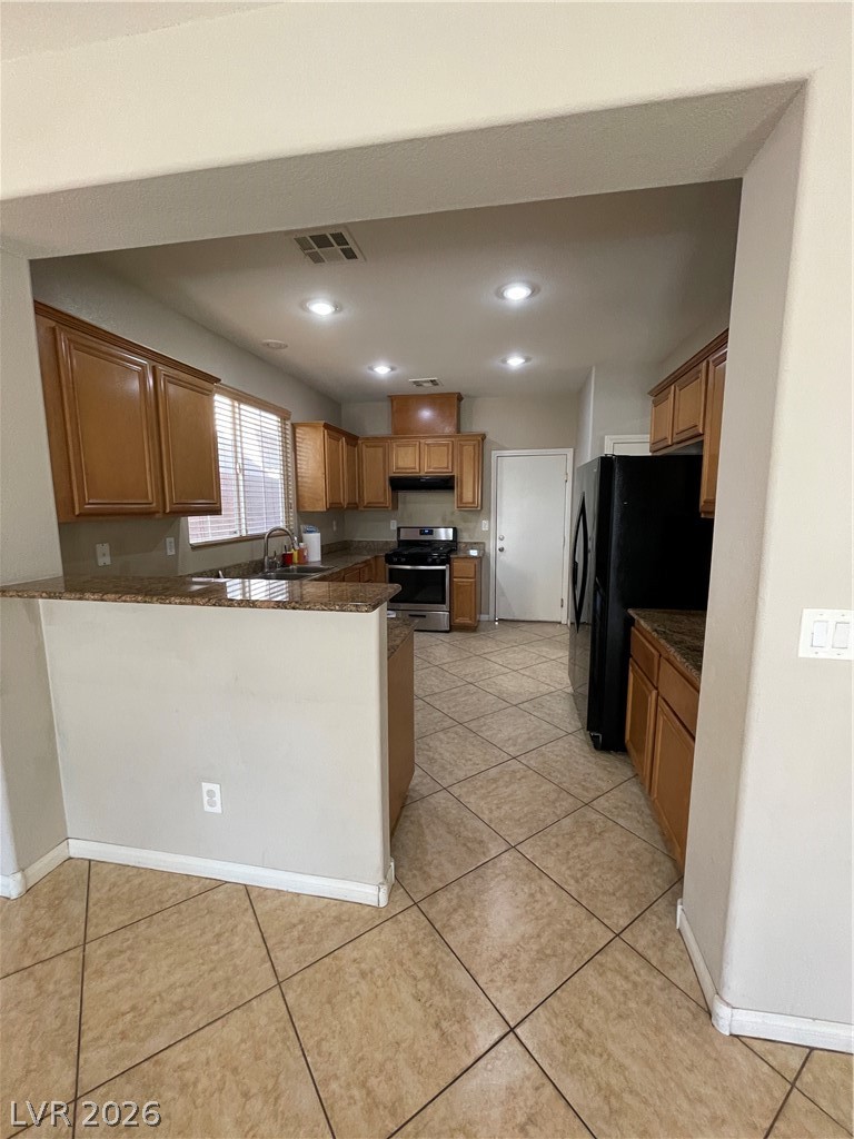 9049 Sendero Avenue Property Photo 6