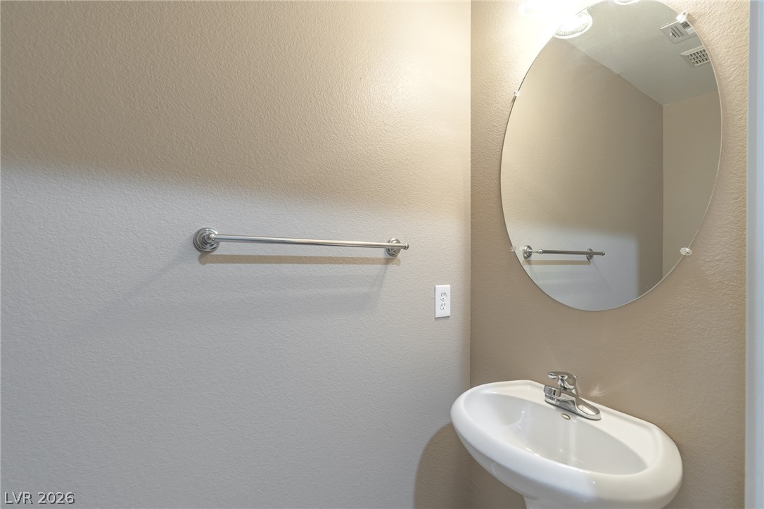 67 Desert Coyote Street Property Photo 13